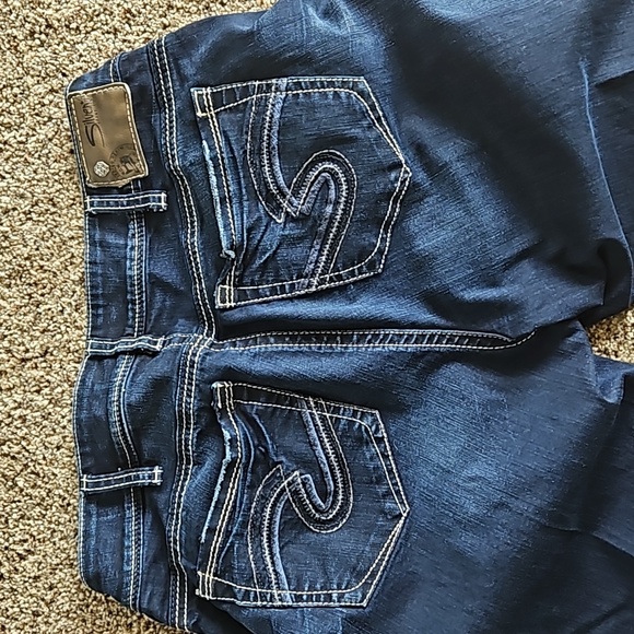 Suki jeans dark wash, like new size 16 - Picture 6 of 6
